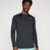 Nike Performance STRIDE TOP - Long Sleeved Top - Black/reflective Silver-coloured