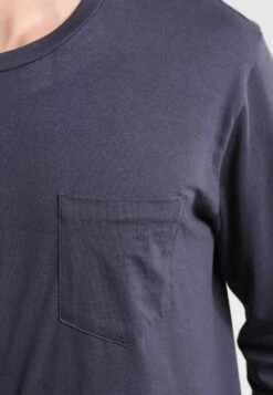 Schiesser Anzug Lang Set - Pyjama Set - Anthrazit 11 Schiesser Anzug Lang Set - Pyjama Set - Anthrazit -Stock X 9cbd228acc984f96a82ddb27ad74efa7