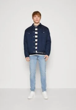 Redefined Rebel Copenhagen - Slim Fit Jeans - Light Blue 9 Redefined Rebel Copenhagen - Slim Fit Jeans - Light Blue -Stock X 9d8e181776a24c3e80340b0acd88a3fd