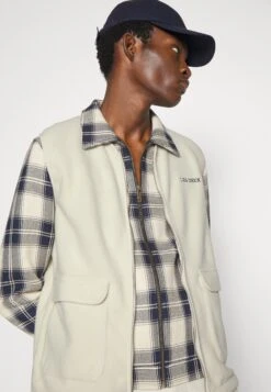 Les Deux Duncan Vest - Waistcoat - Ivory -Stock X 9da7d86387a346d99d7b992885114355