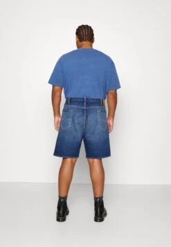 Levi's® Plus 501® Hemmed Shorts - Denim Shorts - Bleu Eyes -Stock X 9ec80c18453f47048e00be599f382a2b