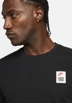 Nike Performance M Nk Ls St - Long Sleeved Top - Black -Stock X 9f18f582abc047f2ab41f48f85f313a1