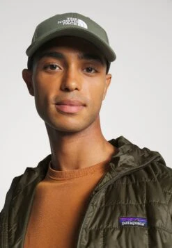 Patagonia Nano Hoody - Winter Jacket - Basin Green -Stock X 9f21f4a9625a49c1bde7d4889e781dbe