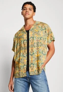 Kaotiko Shirt Jordania Unisex - Button-Down Blouse - Mustard -Stock X 9f8a8bc2b41949e5a6160e2b7432e5b0