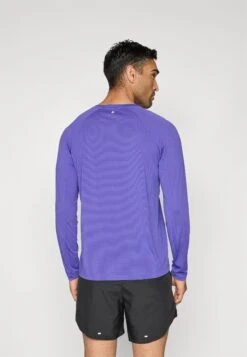 Salomon SHKOUT CORE TEE - Long Sleeved Top - Liberty -Stock X a01e1ce7576b4a3683a5e563be778389