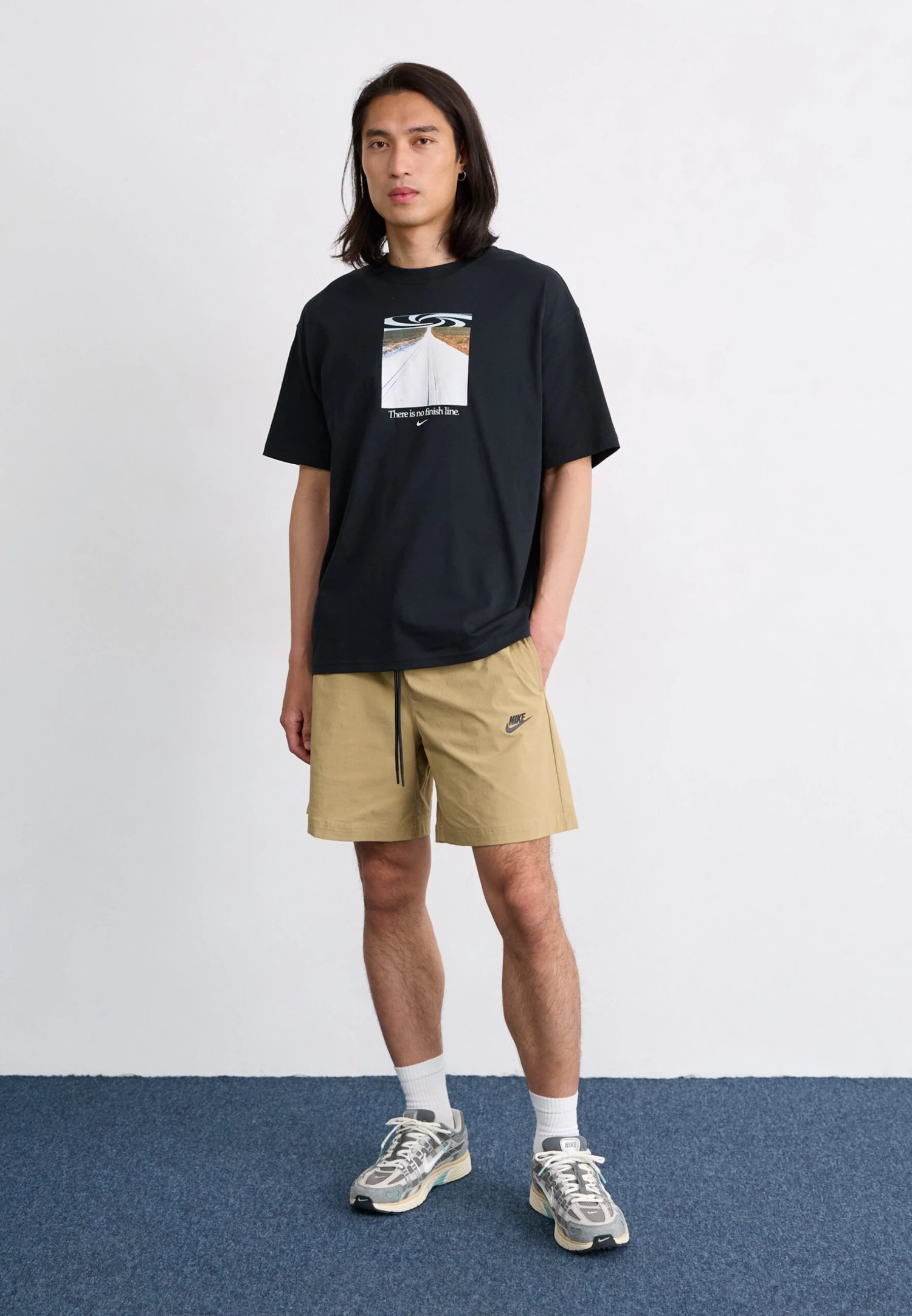 Nike Sportswear TECH - Shorts - Parachute Beige 4 Nike Sportswear TECH - Shorts - Parachute Beige - Image 2