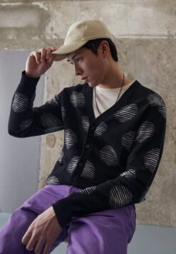 Obey Clothing Cardigan - Cardigan - Black