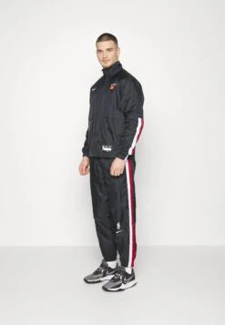 Nike Performance Nba Miami Heat City Edition Tracksuit Set - Club Wear - Black/White/Tough Red