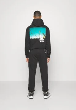 Champion Mlb New York Yankees Infill - Tracksuit Bottoms - Black -Stock X a32f7a53a0a244f99262cde168bd75a1