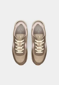Converse OMEGA TRAINER UNISEX - Trainers - Vintage Cargo/shy Flamingo/grounded -Stock X a37a85843c70407cb65b744cf2c10afb