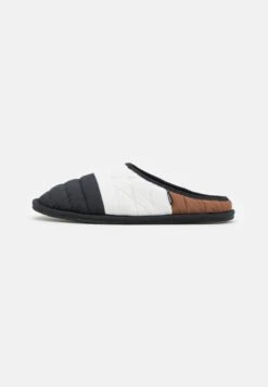 Boss Slippers - Open Brown