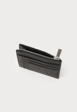 DSQUARED2 ZIP CREDIT CARD HOLDER - Wallet - Black -Stock X a4b2142816dd4b568a3b1b814773fa06