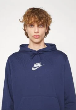 Nike Sportswear M Club Ft Po Lbr - Hoodie - Midnight Navy 15 Nike Sportswear M Club Ft Po Lbr - Hoodie - Midnight Navy -Stock X a50355c069164cea9fb9c9d5c131bfbc