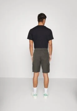 Only & Sons Onslinus Cargo - Shorts - Grey -Stock X a511085a102f4d37b0cfba8a6686aaa1