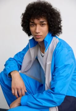 Nike Sportswear CLUB - Tracksuit - Light Photo Blue/obsidian/college Grey/white -Stock X a672ae49688946e88d31f5af9de2803c