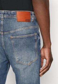 DRYKORN Sit - Straight Leg Jeans - Blue -Stock X a6d5bca77378434f9eb2510f05d0dca0