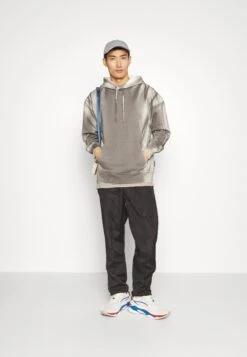 Han Kjøbenhavn Bulky Hoodie - Sweatshirt - Black -Stock X a71ee075a28c48c7811974b6e8958d13