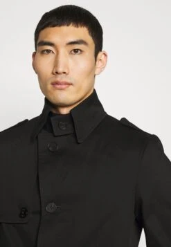 DRYKORN Skopje - Short Coat - Black -Stock X a7cbb2a05a644b61a594868a6099fb78