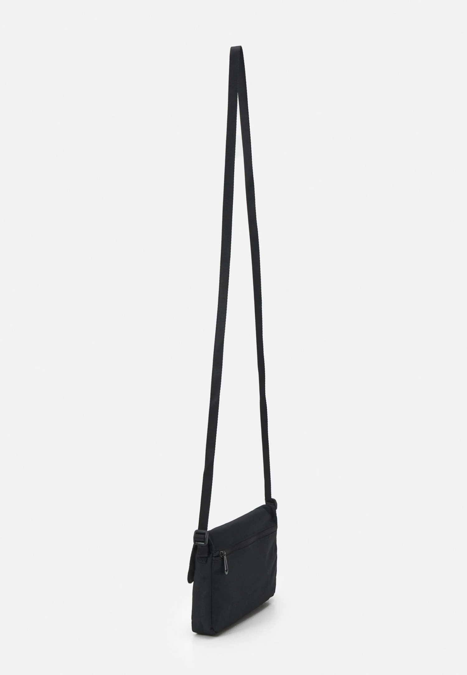 Nike Sportswear Unisex - Across Body Bag - Black/White 4 Nike Sportswear Unisex - Across Body Bag - Black/White - Image 2