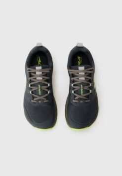 Altra LONE PEAK 9 WATERPROOF LOW - Hiking Shoes - Lime/black -Stock X a87ac3870b994e4e9bc0225997abf0d5