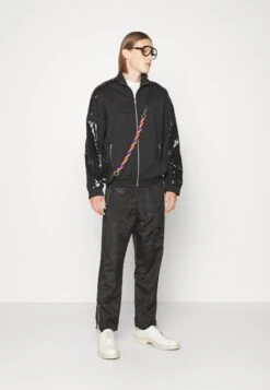 KOCHÉ Sports Jacket Unisex - Bomber Jacket - Black -Stock X a94b808be2ef473f9001e9357be98686