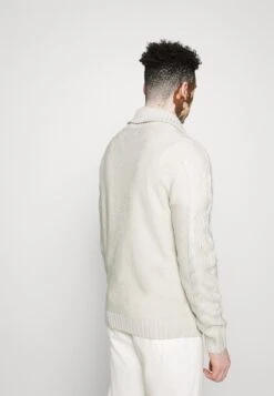 BRAVE SOUL Tractat - Cardigan - Oatmeal -Stock X a98259be2a254531be08870a42e44dab