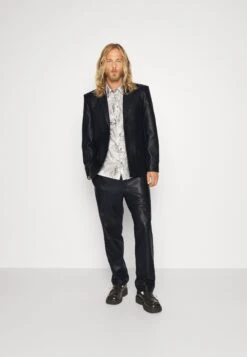 Han Kjøbenhavn Single Suit Trousers - Leather Trousers - Black -Stock X ab2b446f143742dc9b31436bb3624e60