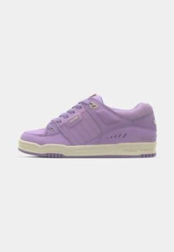 Globe FUSION - Skate Shoes - Lilac/cream -Stock X abaec33313844057801bb7347926a7ff