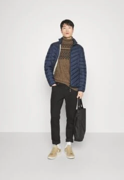 Indicode Jeans Indufler - Jumper - Capers -Stock X ac9a9d8f39c2490eab8c96832349f6fb