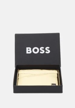 Boss Holiday Unisex - Wallet - Gold-Coloured -Stock X ad1778bdf9d6444093a1ca9c828fa5e2