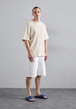 MCM Pool Slides - Blue Visetos -Stock X ad88268e66454d08ad4fa56986db4929