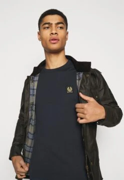 BELSTAFF Trialmaster Jacket - Trenchcoat - Faded Olive 14 BELSTAFF Trialmaster Jacket - Trenchcoat - Faded Olive -Stock X ae6dba62758c4366993d7a4e84ebebfb