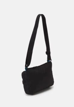 KAVU Delray Beach Unisex - Across Body Bag - Black -Stock X af7a59e6753d40d88a90f56dae5ccc09