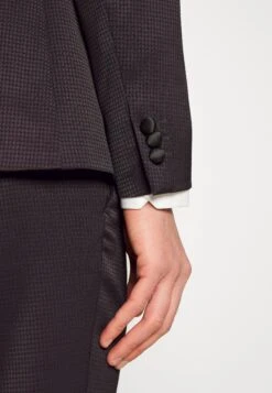 The Fashion Tux Shawl Collar - Suit - Bordeaux -Stock X b00ae06d05774f9da1883b19fff8675d