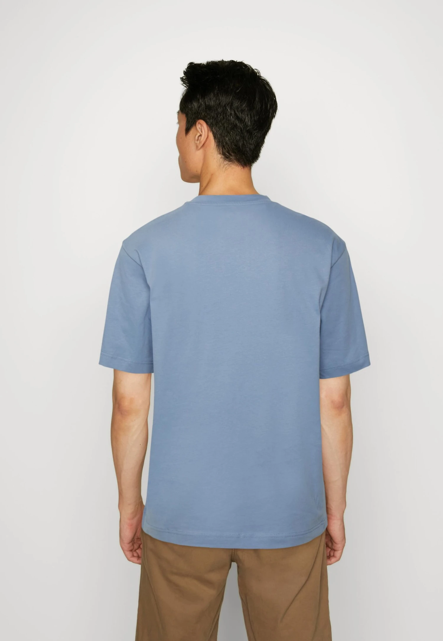 Tom Tailor Relaxed Crewneck Logo- Print T-Shirt - Greyish Mid Blue 5 Tom Tailor Relaxed Crewneck Logo- Print T-Shirt - Greyish Mid Blue - Image 3