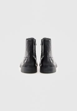 Calvin Klein COMBAT ESS - Lace-up Ankle Boots - Triple Black -Stock X b16817e24bd5479dbaf51066ec6b70a1