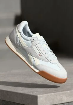 Reebok Classic CAMPIO XT UNISEX - Trainers - Grit Green/grit Gold-coloured -Stock X b324fec313d0493b85d1a970156d7139