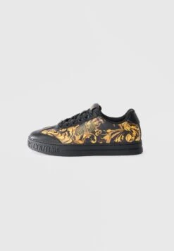 Versace Jeans Couture FONDO COURT - Trainers - Black -Stock X b6a5beaaaab84442bc6ab2577120e820