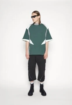 Marathon - Print T-Shirt - Green Remix -Stock X b7adcd85193548fe9b7ce08af67082b0