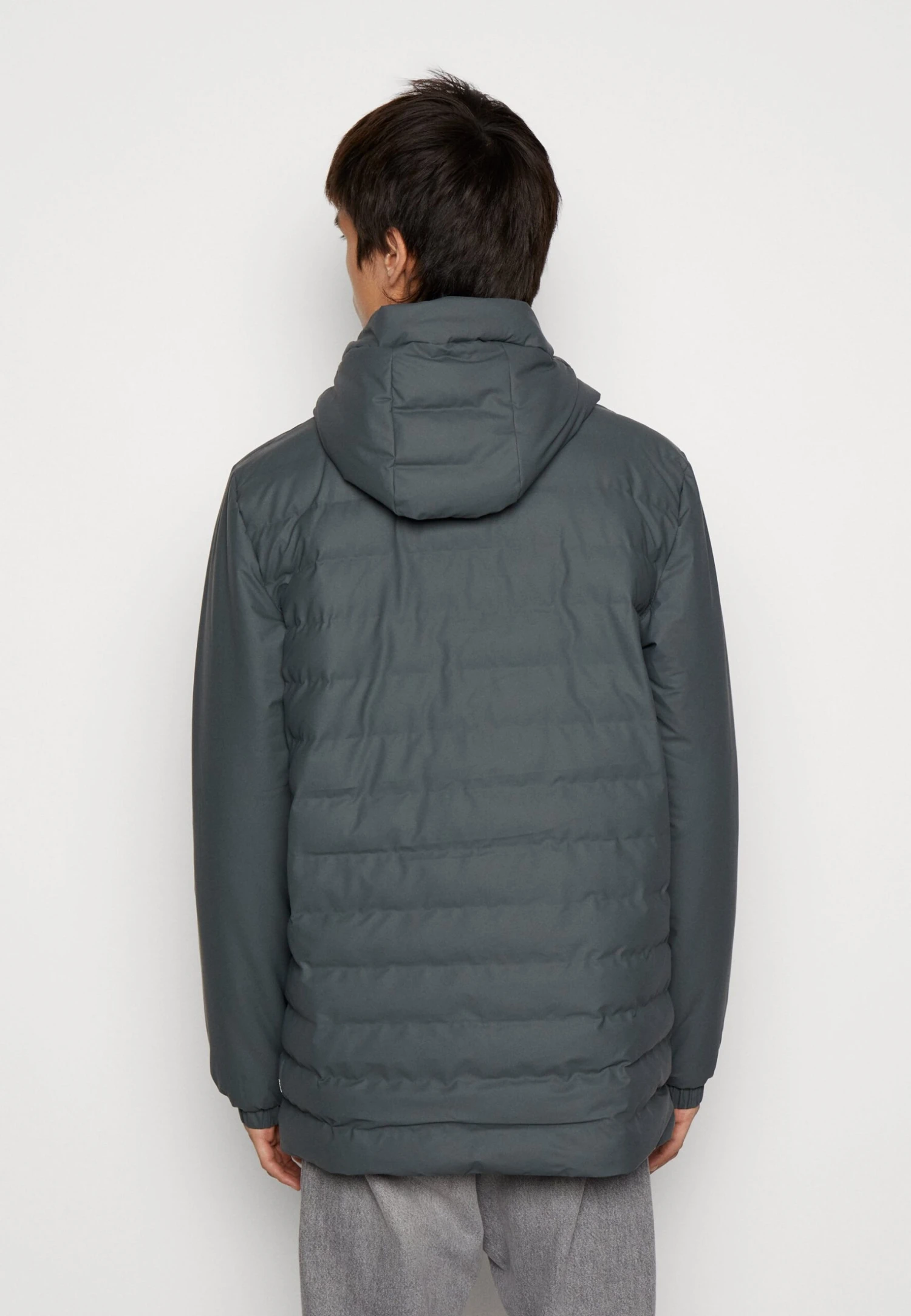 Rains Trekker Hooded Jacket Unisex - Winter Coat - Slate 5 Rains Trekker Hooded Jacket Unisex - Winter Coat - Slate - Image 3