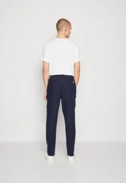Selected Homme Slhslimtape Brody Pants - Trousers - Dark Sapphire -Stock X b88b56ffd0b845158fce20de19aba27a