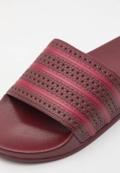 Adidas Originals Adilette Unisex - Mules - Shadow Red/Collegiate Burgundy -Stock X b8fd607206e94b6e9cedd92bc5a9fceb