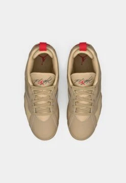 JORDAN 92 UNISEX - High-top Trainers - Desert Camo/fire Red/mushroom/anthracite -Stock X b9233cf9e524417cafb37ff9d46a2740