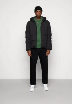 Redefined Rebel Bastian - Jumper - Greener Pastures -Stock X b94b745f17754d16bb539b3c1c627585