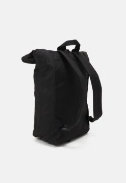 Sandqvist Dante Vegan Unisex - Rucksack - Black/Khaki -Stock X b9a06f403751456192d1329545297285