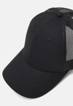 Pier One Unisex - Cap - Black -Stock X ba9fa5881c254e619eef4f231a97a7c7