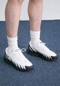 Nike Sportswear AIR MAX DN8 - Trainers - Black/anthracite -Stock X bade7b67ec294bbf83daf8c664ab3b3b