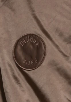 ETUDES Ohio Unisex - Winter Coat - Light Brown -Stock X bb86f9ce94414e8796c93d7d785ca3f2