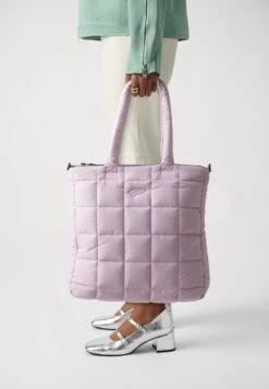 ARKK Copenhagen ARKK PADDED LOGO UNISEX - Tote Bag - Lavendar -Stock X bba310799b76462eb84aeaf94b76c72f