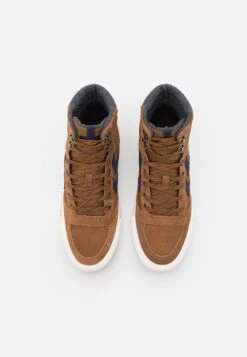 Hummel Stadil Winter - High-Top Trainers - Brown 11 Hummel Stadil Winter - High-Top Trainers - Brown -Stock X bbbac7a3f8ac473897e364b19480124f